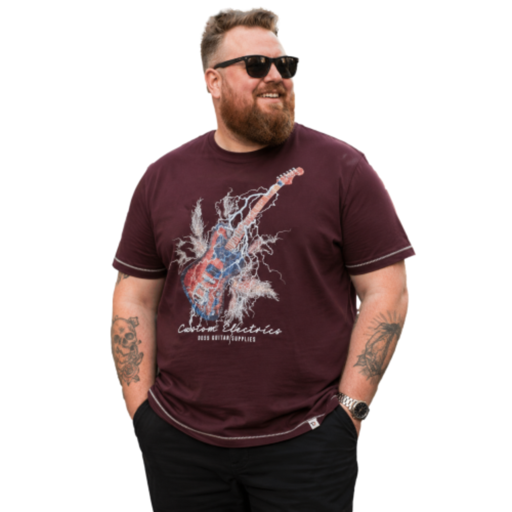 D555 REDBOURNE LIGHTNING BOLT GUITAR PRINT TEE SHIRT BURGUNDY/BLACK TWIST