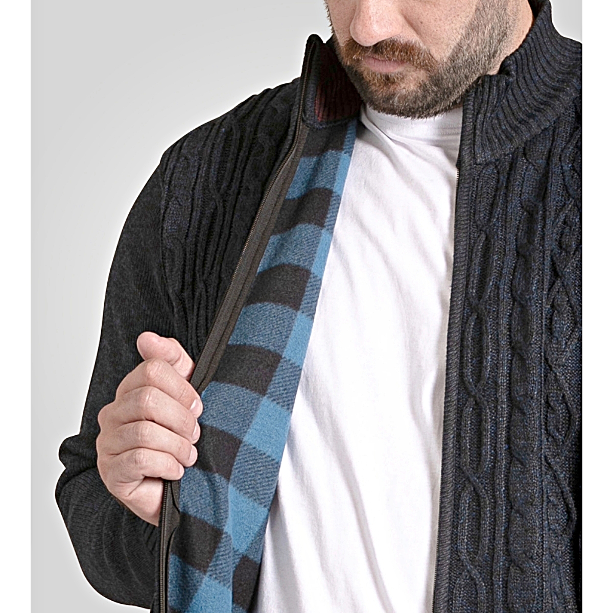 D555 GILLINGHAM Knitted Zip Through Cable Sweater with Bonded Check Lining 801803