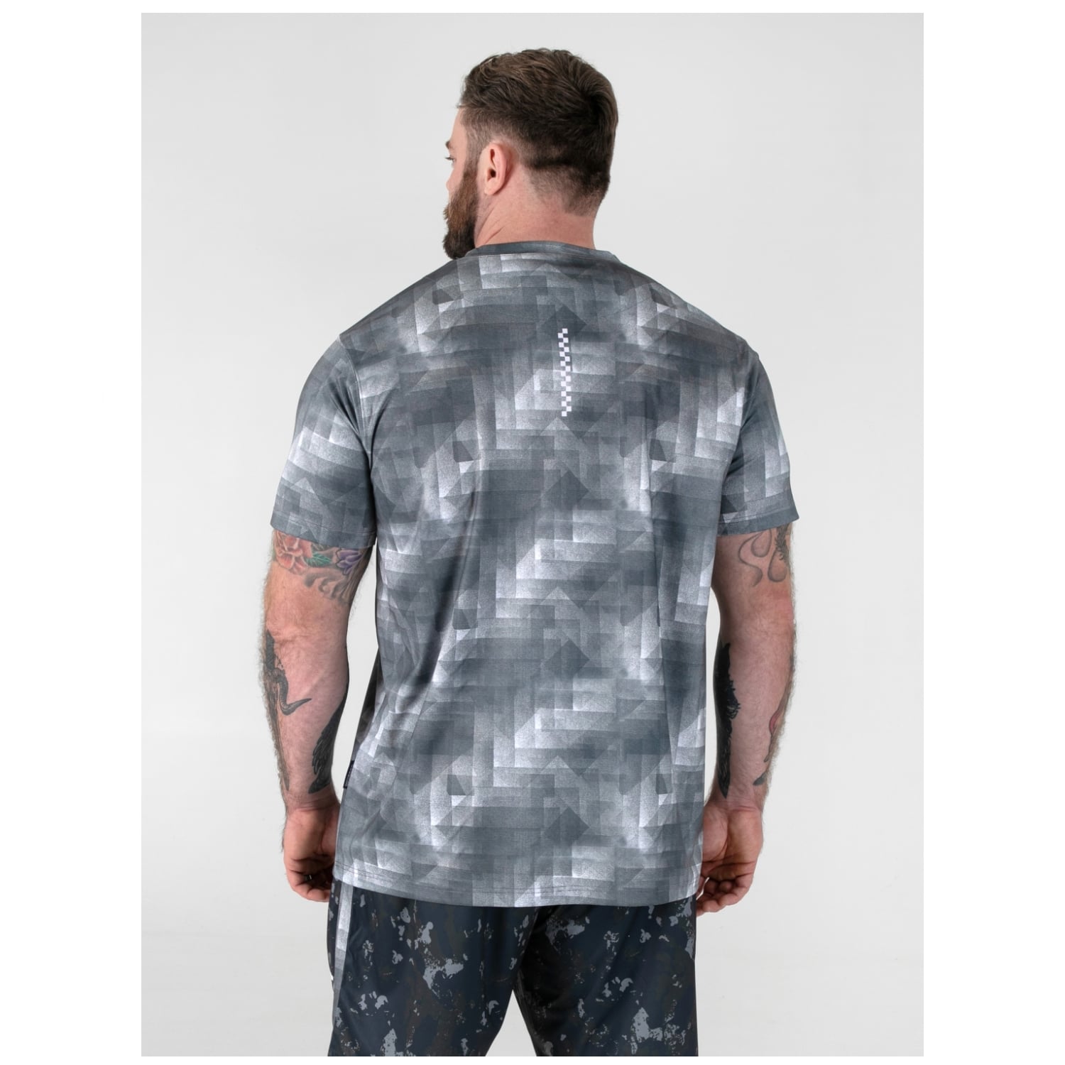 D555 WATSON Dry Wear Light Weight AOP Crew Neck T-Shirt Stay cool and comfortable in the D555 WATSON Dry Wear Lightweight AOP Crew Neck T-Shirt – performance meets modern print style. Made from lightweight polyester dry wear fabric, this tee is desig