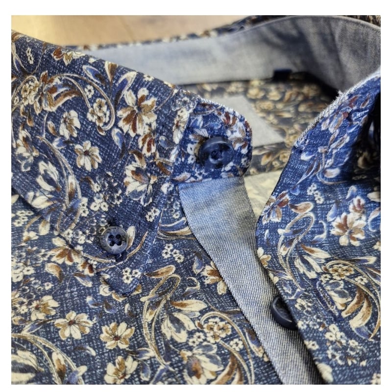 £45 2XL - 6XL DG'S DRIFTER Floral Print Shirt Short Sleeve 14931 NAVY - Douglas & Grahame Est 1924 is a leading menswear Brand House. DG's Drifter Flower Print Shirt, designed for those who appreciate style and comfort. Crafted from high-quality cott