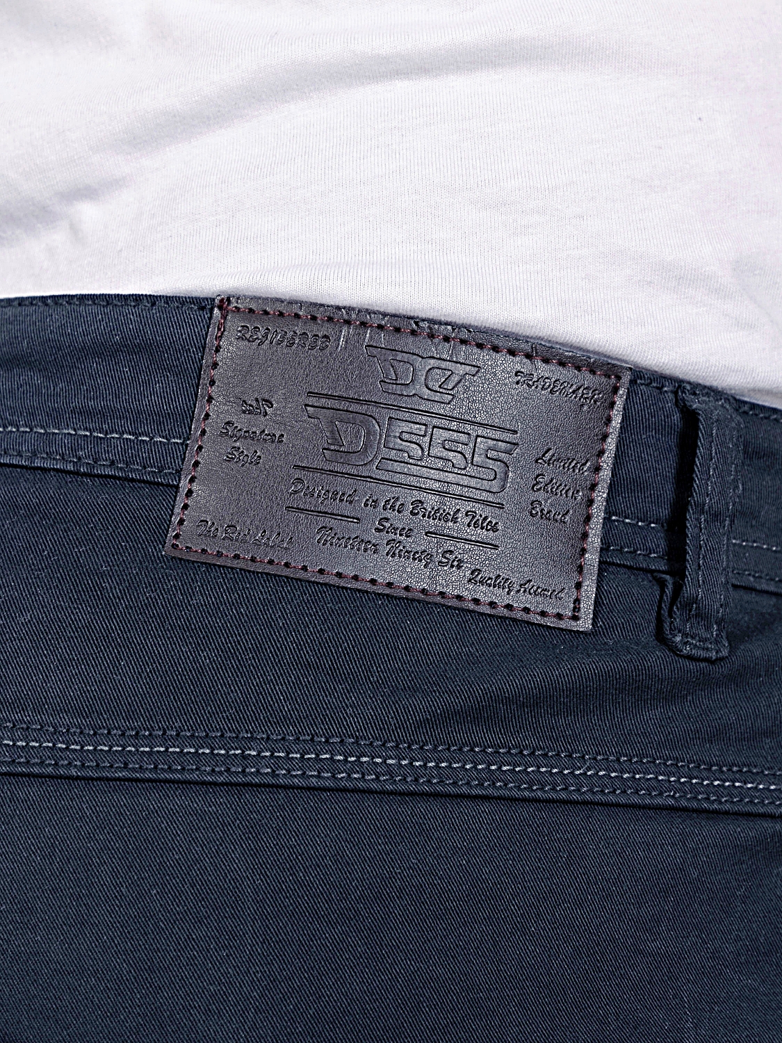 D555 KELVIN Tapered Fit Stretch Twill Chino with Peach Finish NAVY 502003